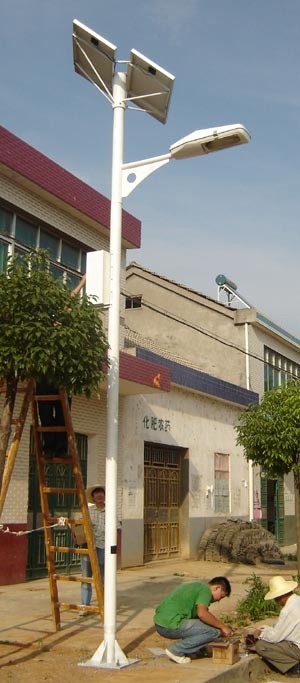 供应云南安装太阳能灯